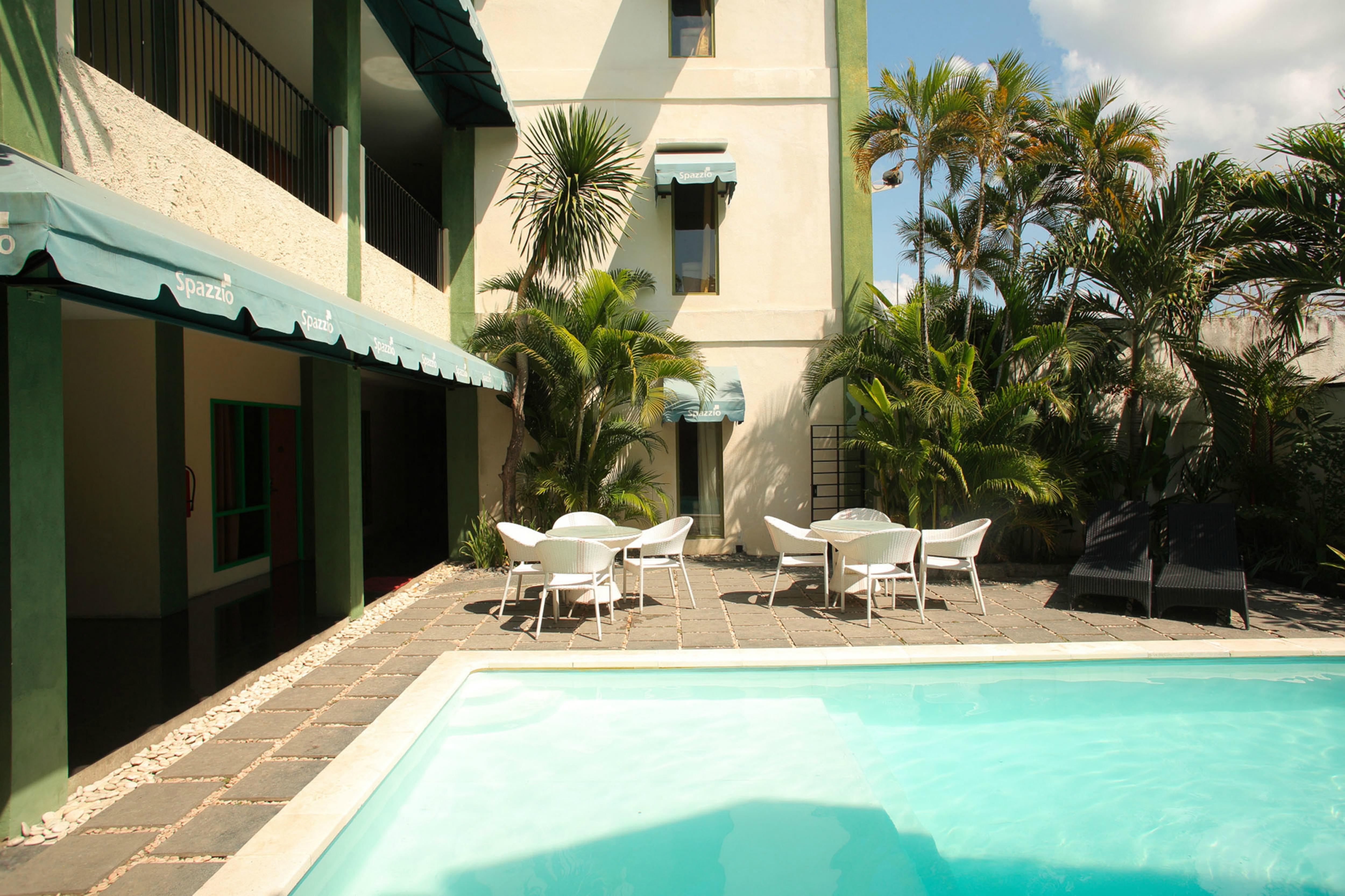 Spazzio Bali Hotel Kuta Lombok Exterior foto